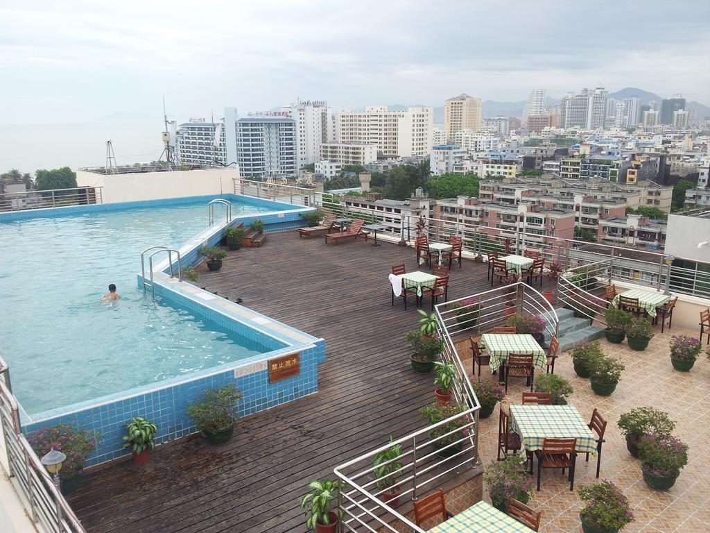 Harvest Seaview Hotel Санья Экстерьер фото